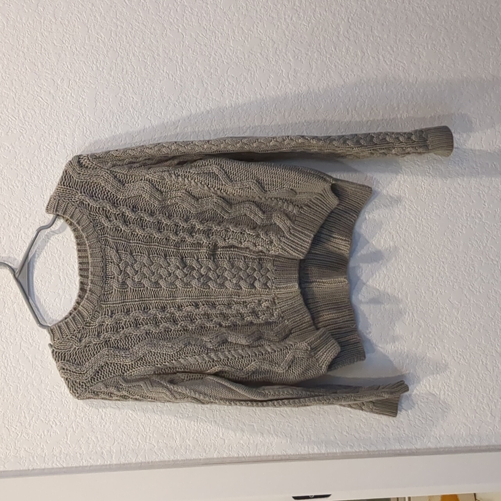 Forever 21 cropped sweater